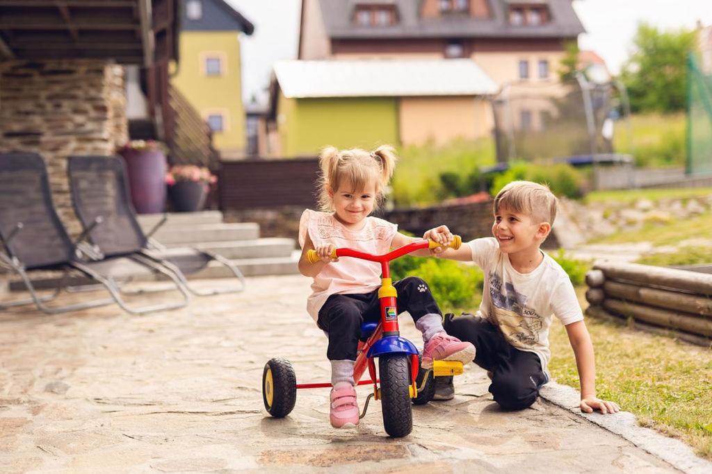 Apartmany Engadin Boží Dar Eksteriør billede
