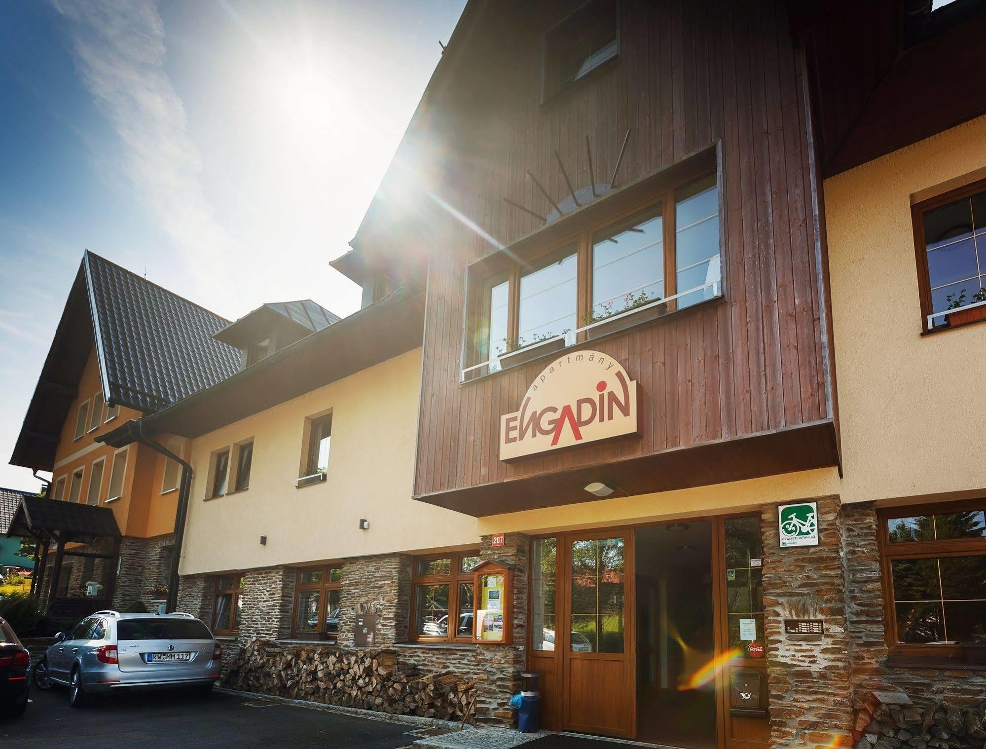 Apartmany Engadin Boží Dar Eksteriør billede